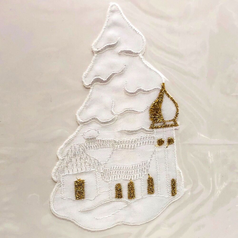 Europa Imports Snowy Cabin Christmas Lace Metallic Gold Applique Patch Craft NEW - Picture 4 of 5